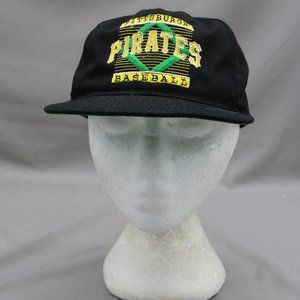 Pittsburgh Pirates Hat (VTG) - Baseball Field Block Script Graphic - Snapback